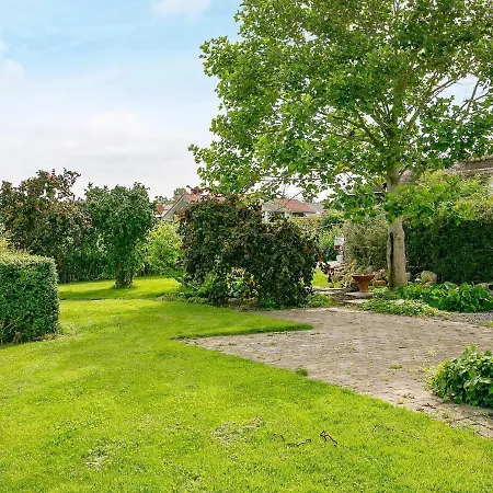 4 Star In Asperup-by Traum *