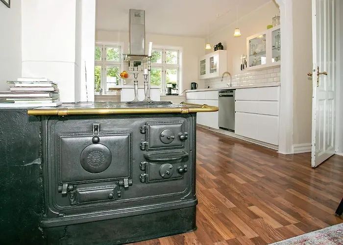 4 Star In Asperup-by Traum *